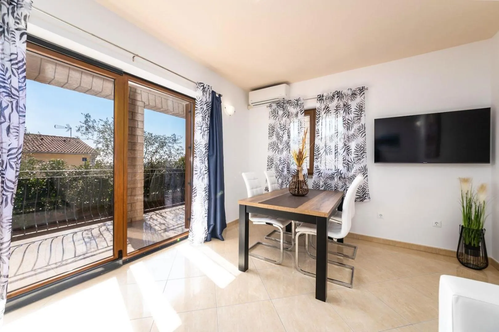 Villa Marko Kaštelir